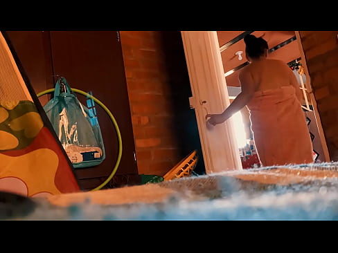 ❤️ Հորեղբայրս հետևում է ինձ ցնցուղի մեջ, նա ծակում է ինձ, մինչ ես ցնցուղ եմ ընդունում: ❤️❌ Պոռնո ֆբ մեզ մոտ ❌️❤